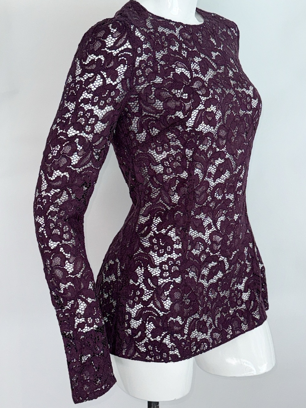 Dolce & Gabbana Aubergine/Plum Long Sleeve Lace Top Blouse - IT 40 Flawless